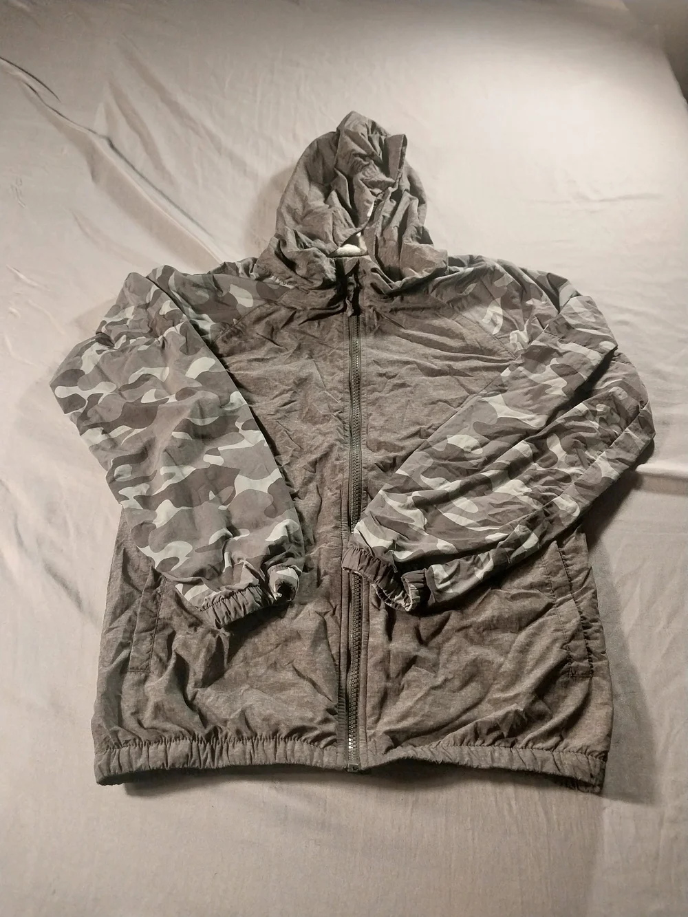 OshKosh Bgosh Boys Hooded Jacket Camo Size 12 #491